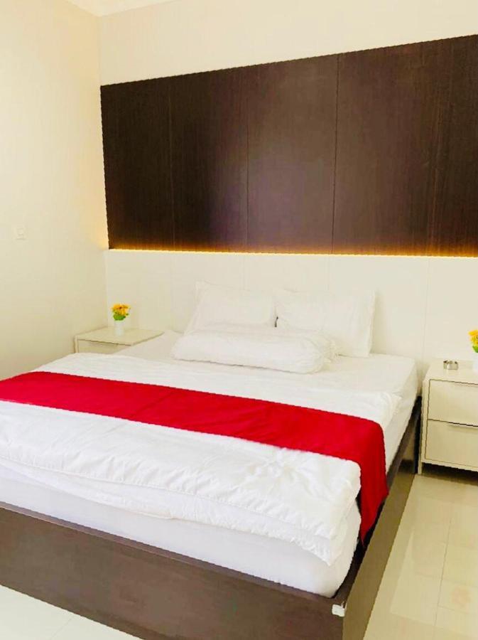 Platinum Setrasari Guest House 5Br Private Pool Бандунг Экстерьер фото